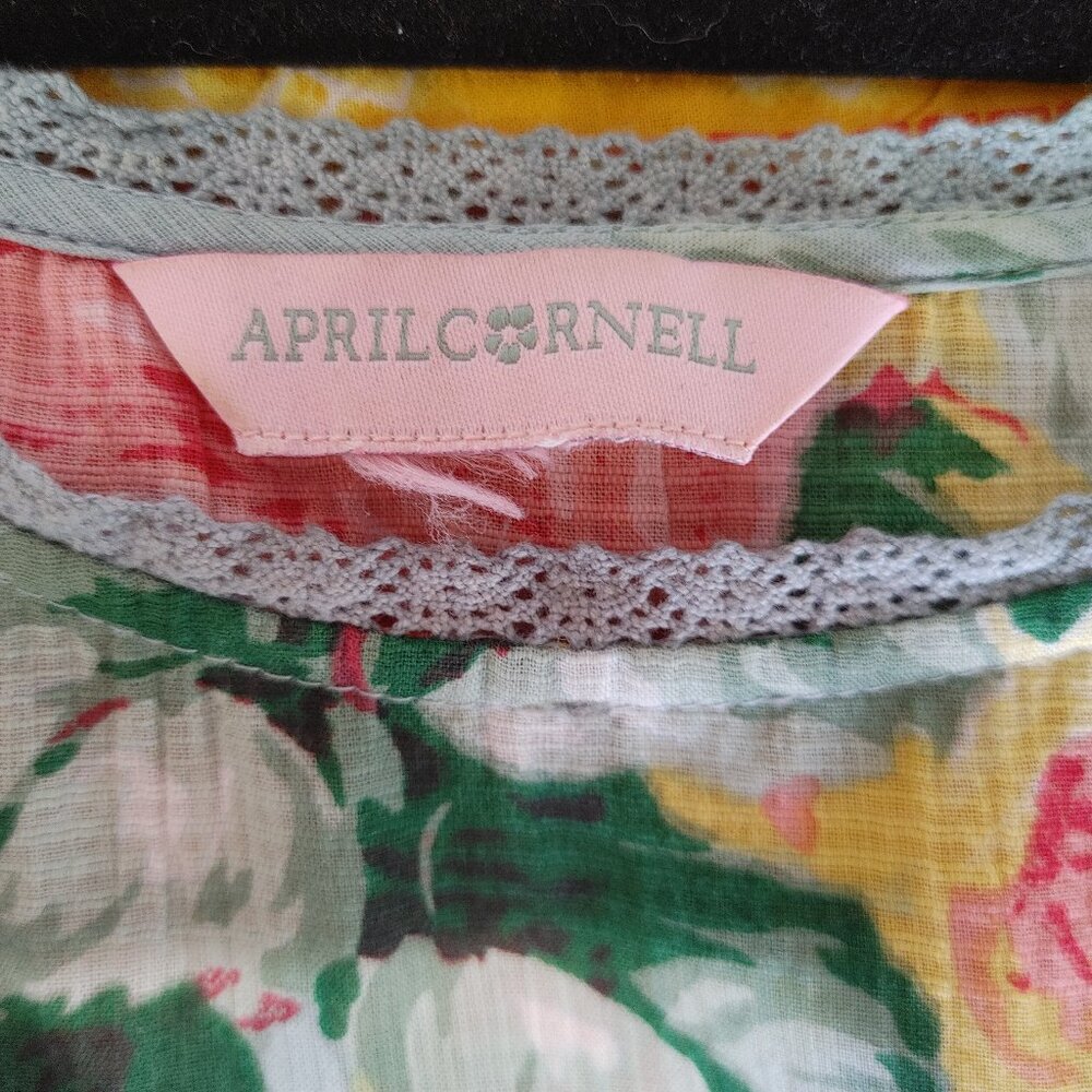 Gorgeous, romantic, lace-trimmed April Cornell dress - Picture 6 of 7